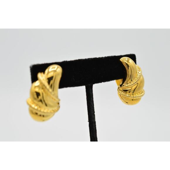 Fernando Originals Vintage Clip On Earrings Gold Puffy Chunky Signed NOS 80s 9G - Picture 5 of 8